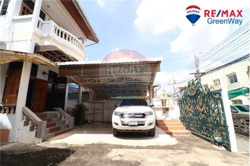 Bangkok Noi Condo single house for sale for rent secondhand